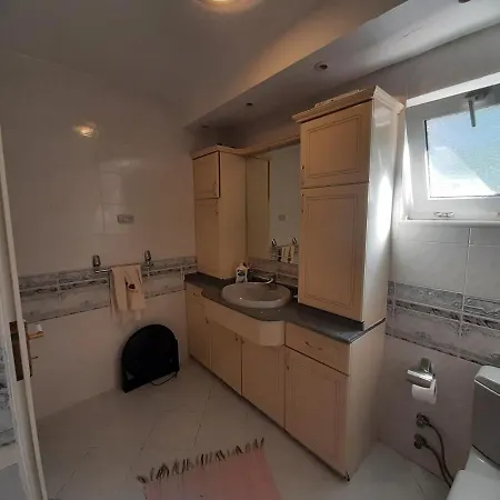 Manzaraada Tepe Heybeliada