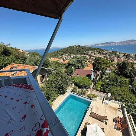 Manzaraada Tepe Homestay Heybeliada