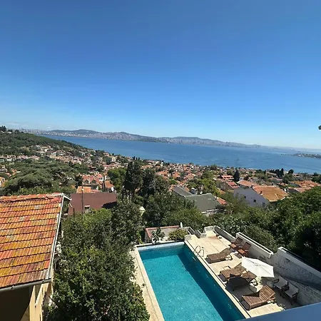 Homestay Manzaraada Tepe Heybeliada